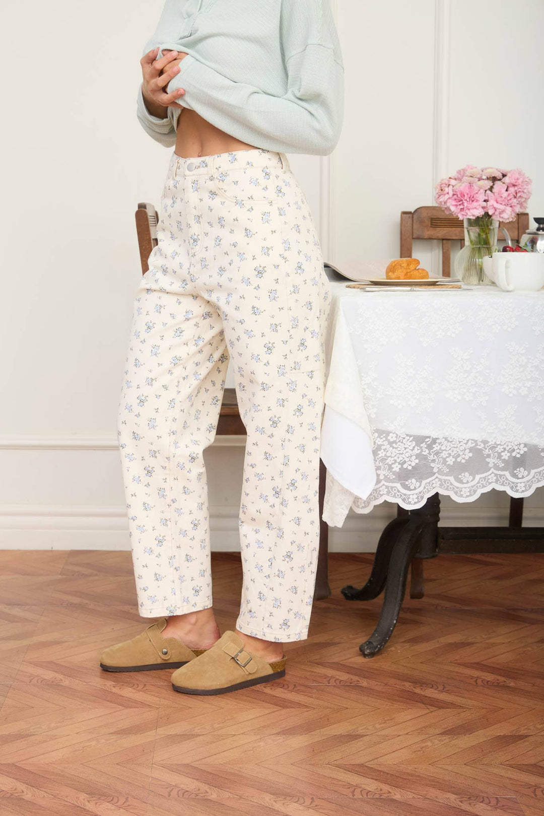 Ecru Floral Print Jeans