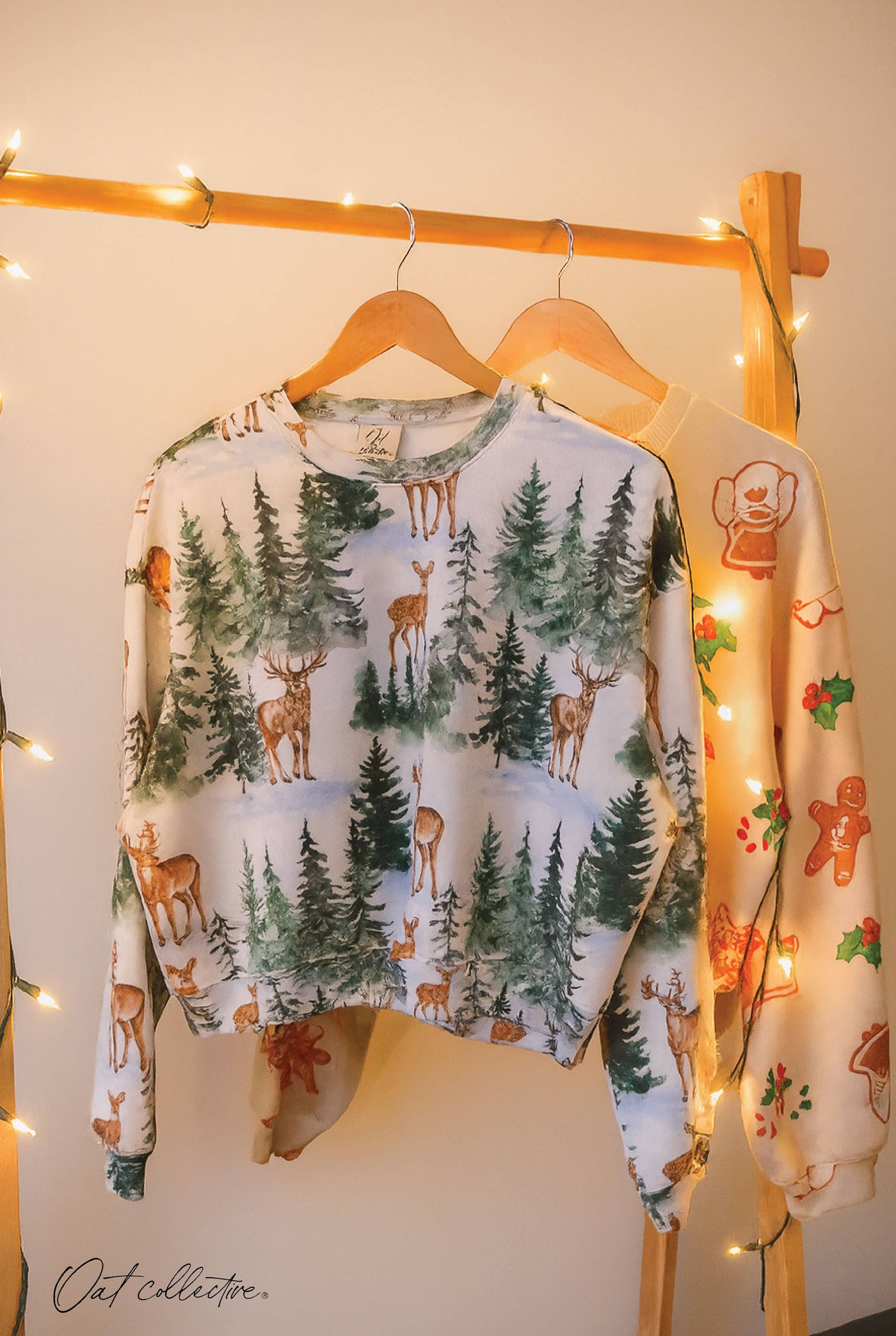 Reindeer Cropped Graphic Sweatshirt