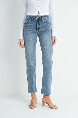 Clean Stretch Straight Jeans