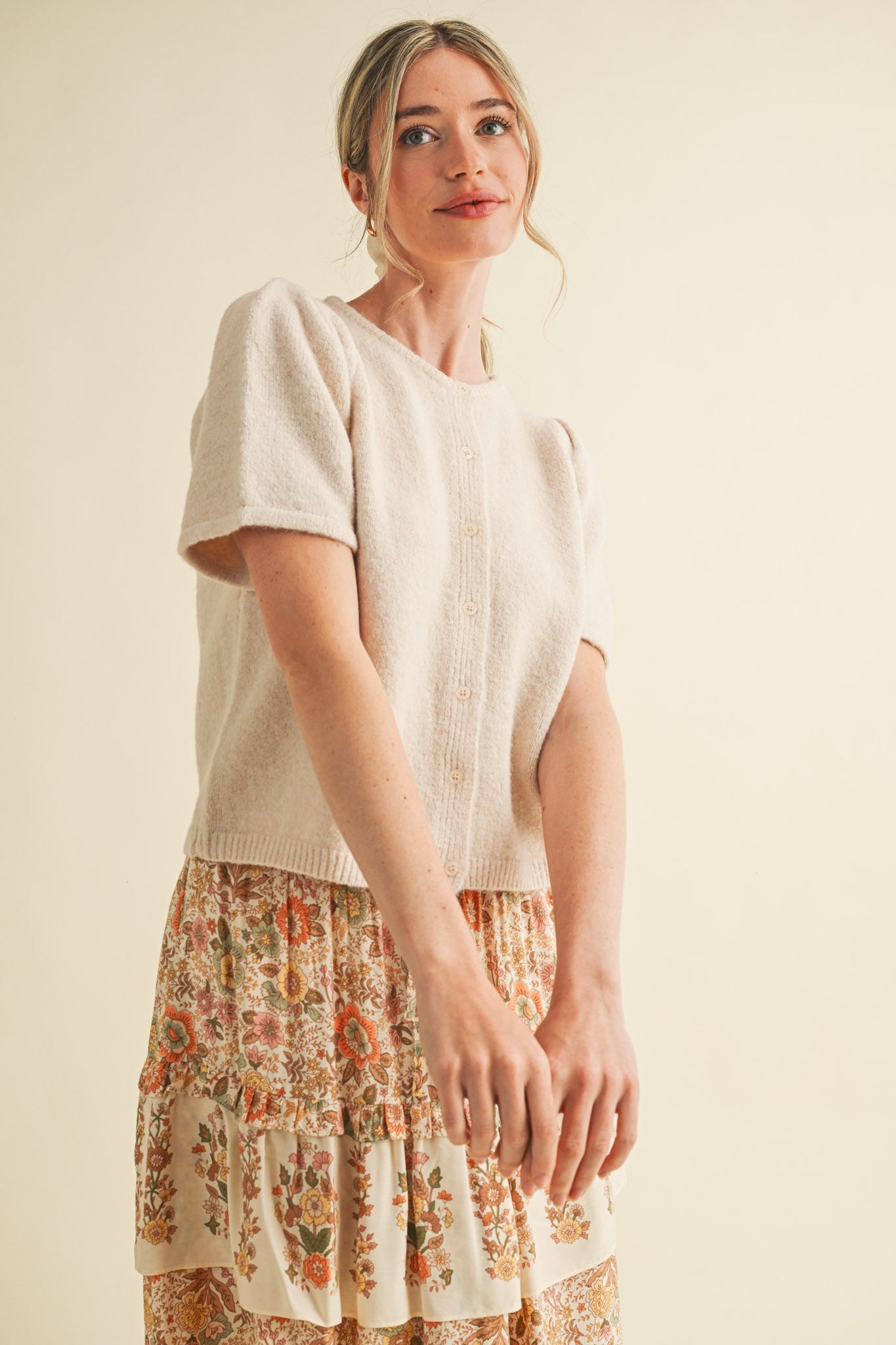 Ivory Beige Short Puff Sleeve Sweater