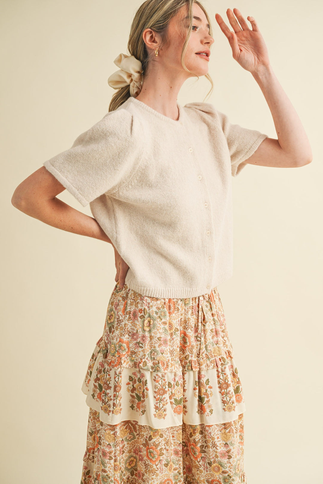 Ivory Beige Short Puff Sleeve Sweater