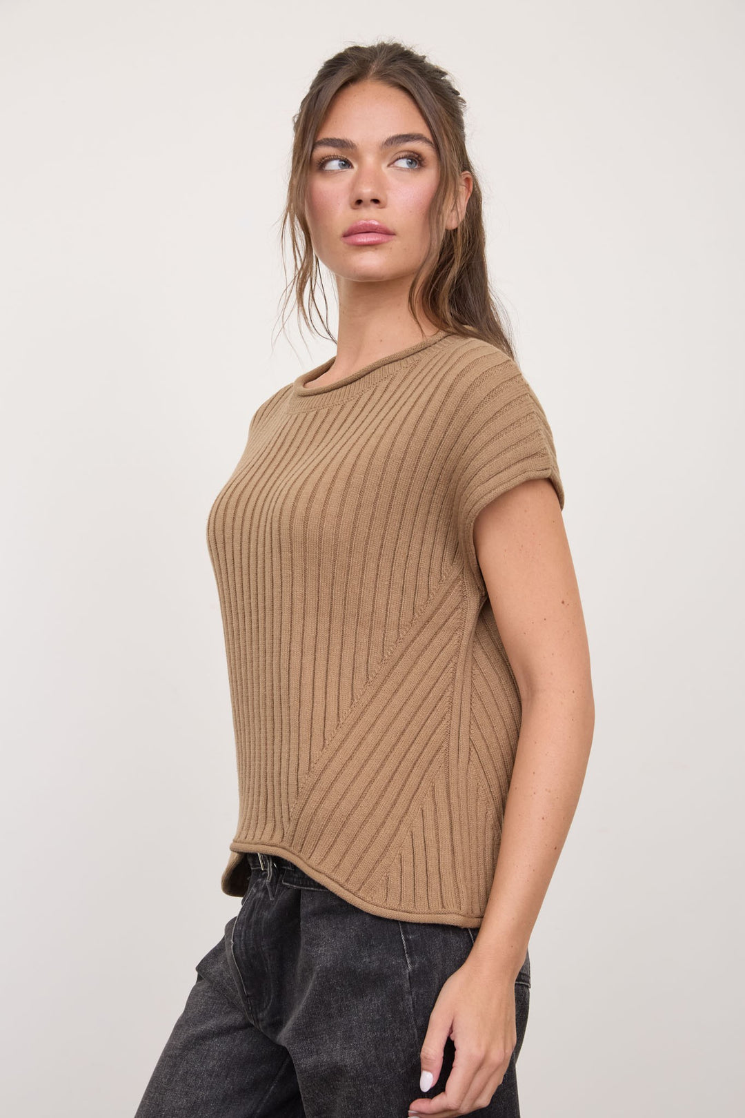 Deep Taupe Ribbed Short Sleeve Pullover