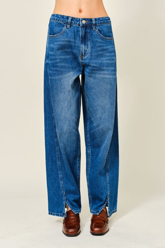 Front Slit Barrel Jeans