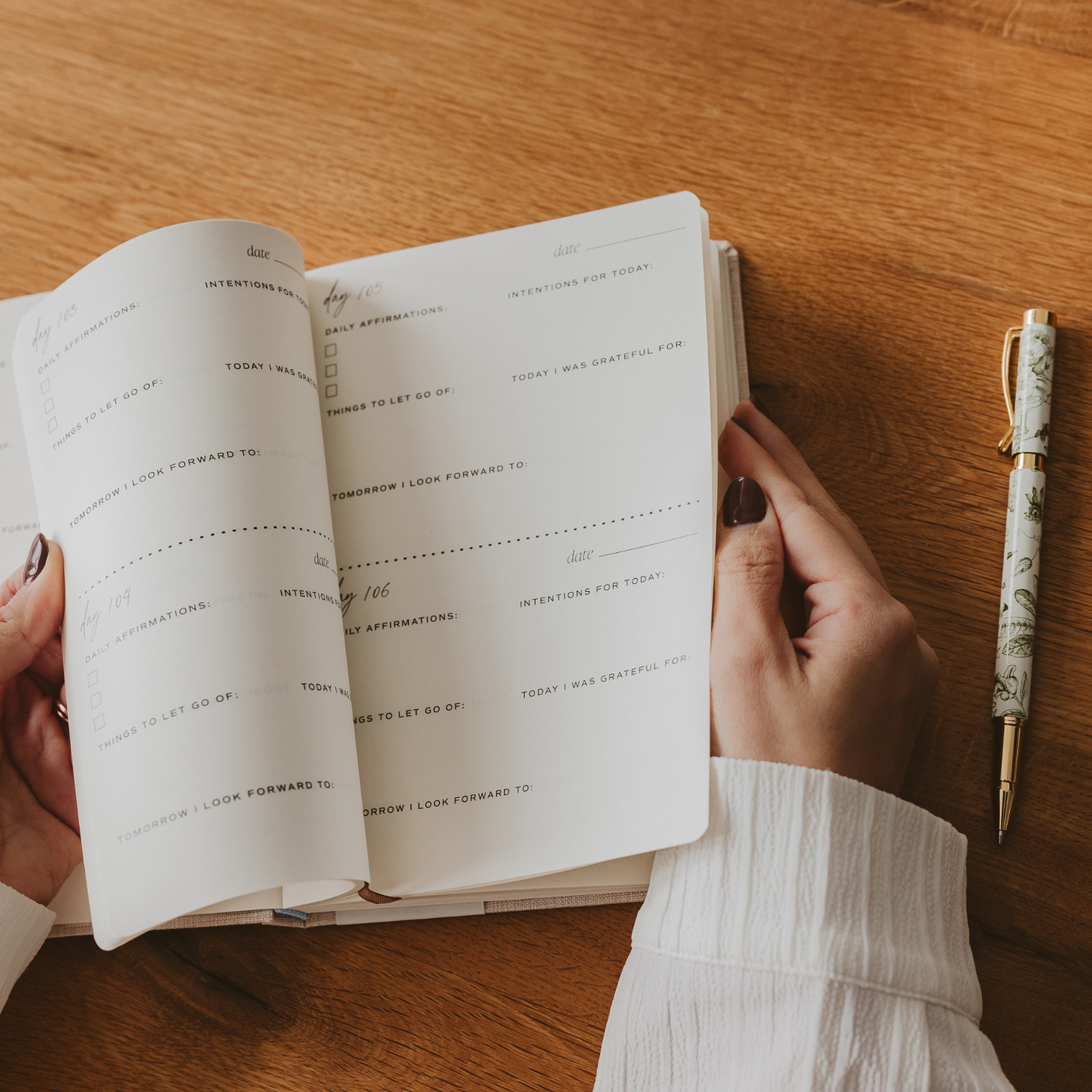 Daily Prompted Gratitude Journal