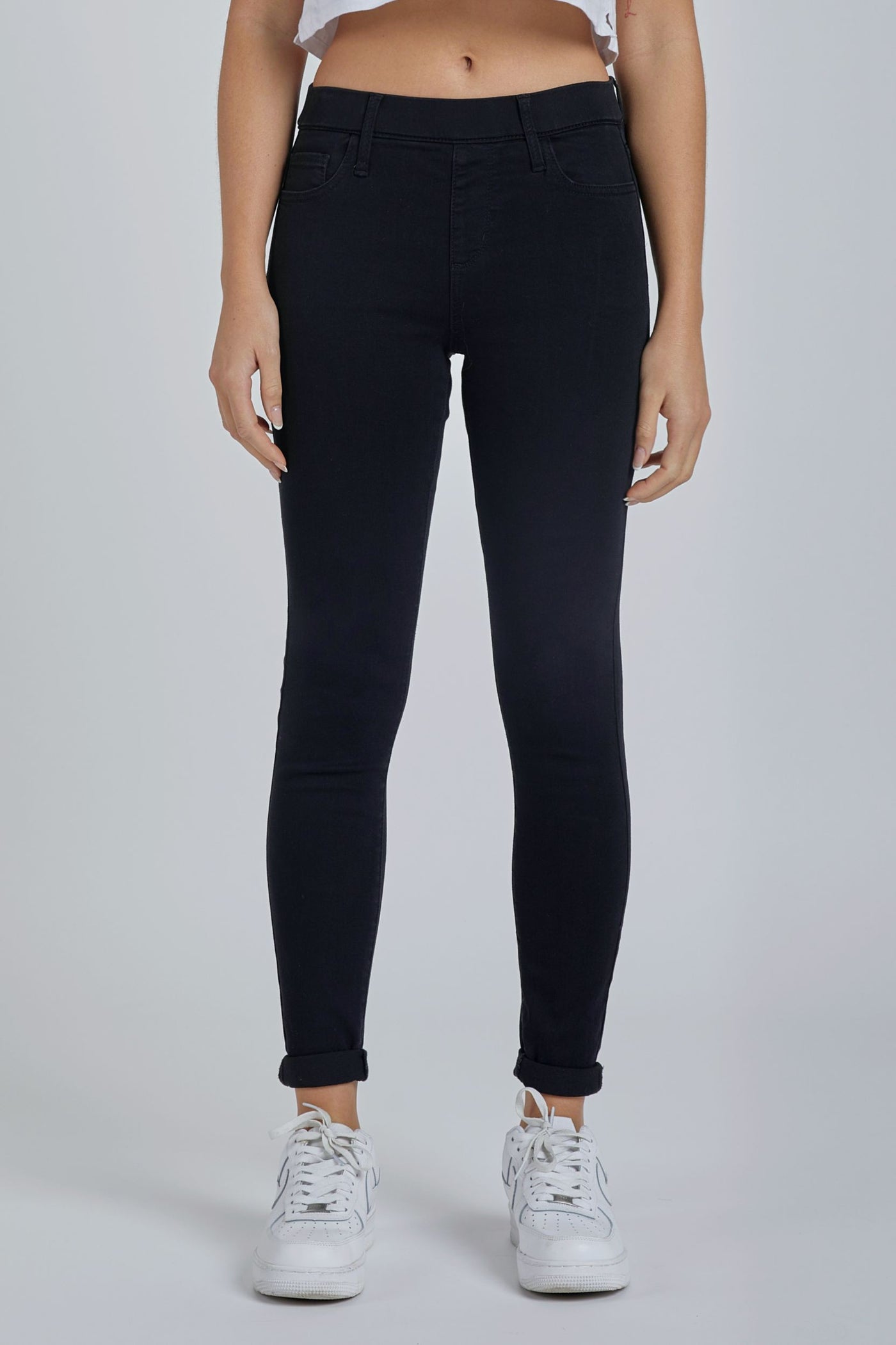 Cello Black Mid Rise Pull On Crop Skinny Jeans