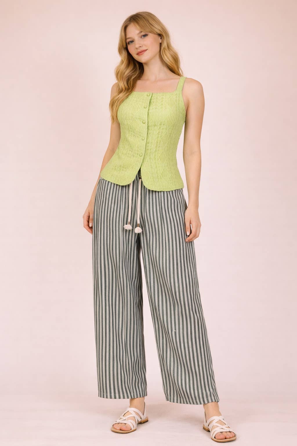 Melon Textured Sleeveless Button Down Top