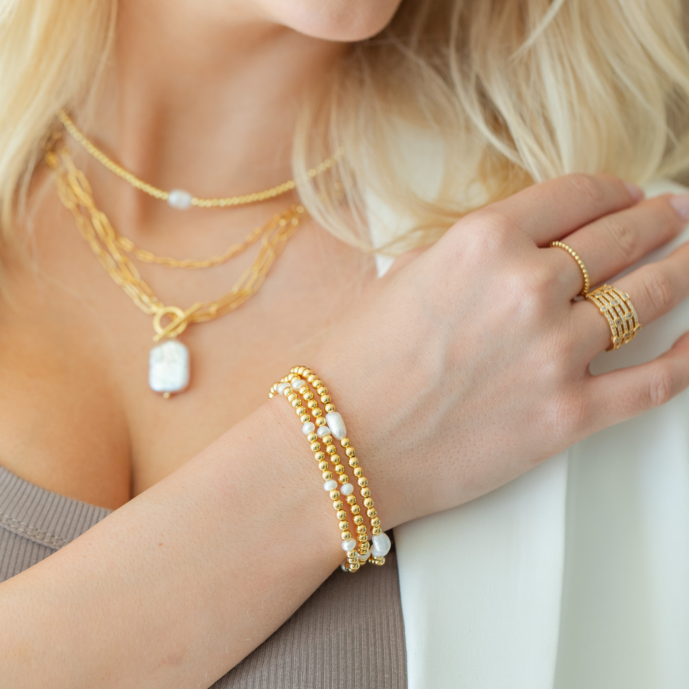 Gold Oval Pearl Stretch Bracelets