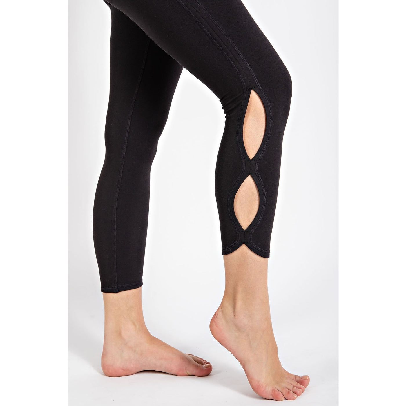 Black Butter Soft Cropped Leggings